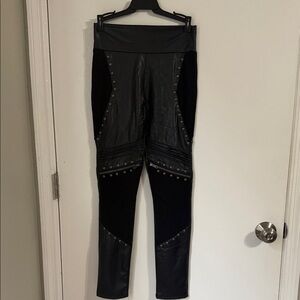 Kill star moto studded leggings
